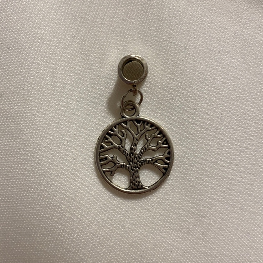 Tree Charm - image 1